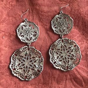 Sand Dollar Filigree Dangle Earring